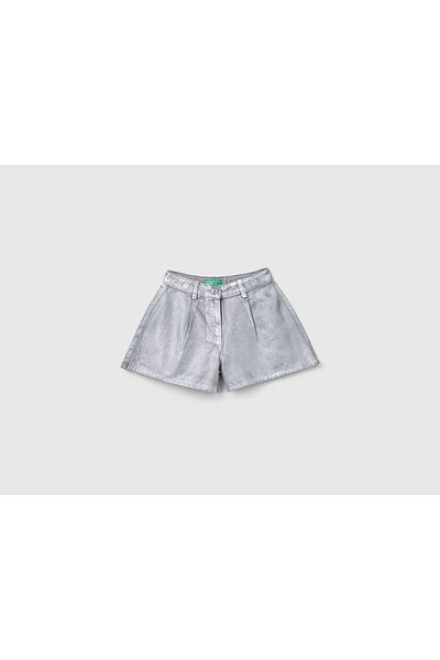 United Colors of Benetton Girl's Silver Front Logo Detailed 2 Pleated Bermuda Shorts with Used Effects