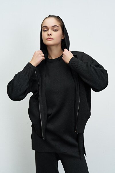 Zeyyen SİMLİ CROP HIRKA SİYAH