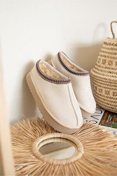 royalmoni Comfortable Suede Flat Sole Fur Lined Women's House Slippers Beige