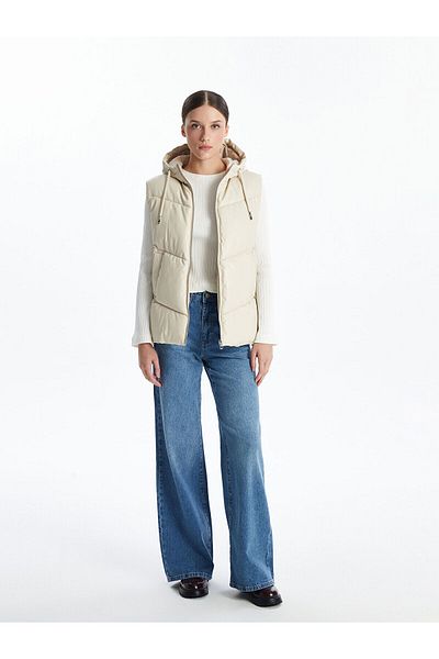 LC Waikiki Γυναικείο φουσκωτό γιλέκο Lcwk Hooded Plain Leather Look