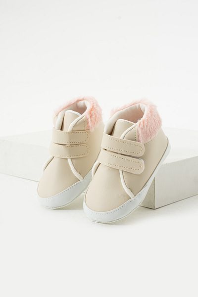 yummy kids Non-Slip Sole Plush Velcro Comfortable Baby First Step Booties