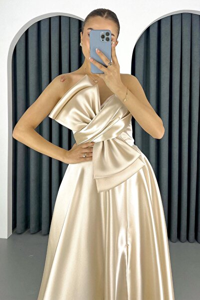 Lafaba Γυναικείο Μπεζ Φιόγκο Λεπτομερές μακρύ βραδινό φόρεμα με σκίσιμο