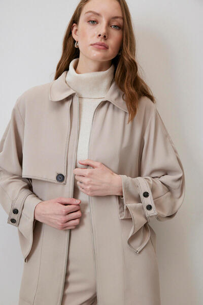 Touché Privé Aller Detail Contrast Stitched Jacket