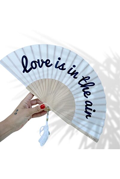 Joynest "Love Is in the Air" El Yelpazesi