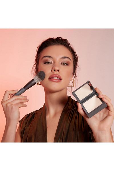 alix avien paris COMPACT POWDER 09 GOLDEN SAND