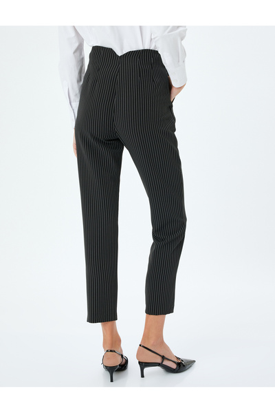 Koton Yüksek Bel Çizgili Havuç Kesim Kumaş Pantolon