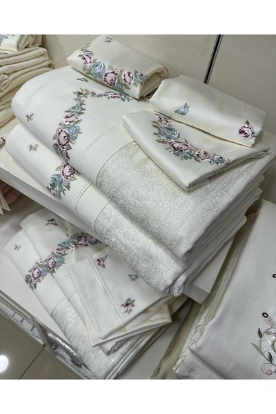 incisecrethome Colorful Embroidered Design - Our Set