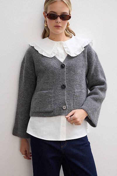 BE BLUE CARDIGAN DETALIAT DE BUZUUNAR GRI