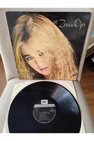 Plakperest ZERRİN ÖZER - ...Ve Zerrin Özer  - 1981 Türkiye Basım LP Plak - 2. EL