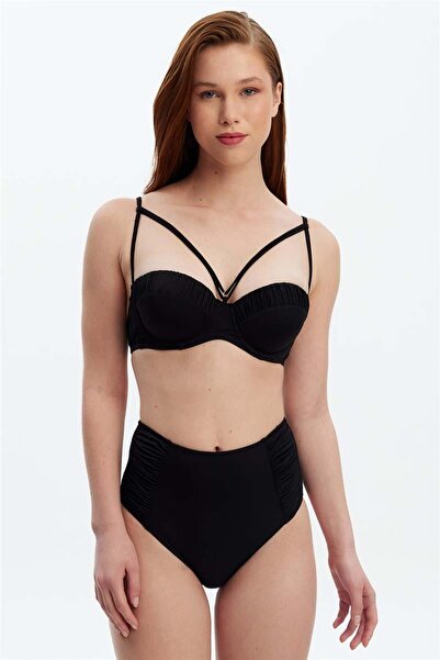 Louren Καλυμμένο σετ μπικίνι ντραπέ – Στράπλες, εφέ σύσφιξης και μοντέρνο σχέδιο