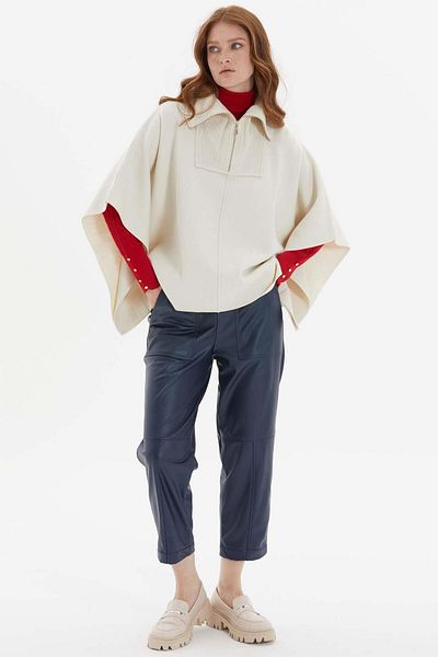 Two Mail Bone Collar Zippered Poncho
