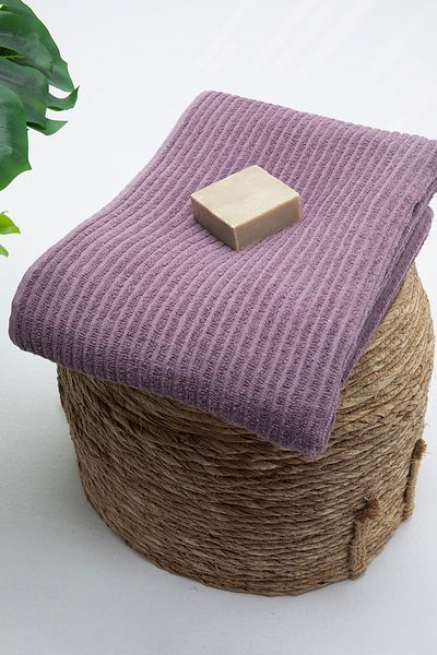 FAVORA Памучна кърпа за баня Line Luxury 100X150 - слива