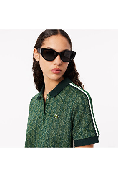 Lacoste Γυναικείο φόρεμα με κοντό μανίκι εφαρμοστό με γιακά πόλο με μονόγραμμα σε σκούρο πράσινο χρώμα