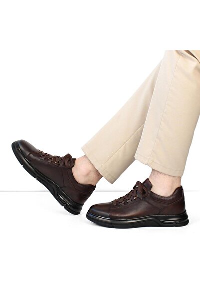 Celal Gültekin Erkek Kahverengi Bağcıklı Kalın Tabanlı Deri Sneaker