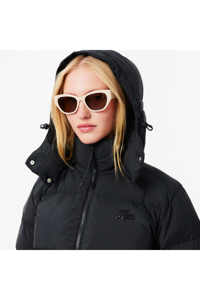 Lacoste Kadın Relaxed Fit Kapüşonlu Siyah Şişme Mont