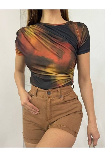 Modamorfo Ziegelfarbene, mit Batikmuster bedruckte Sendy-Bluse mit Kordelzug an der Schulter und an der Taille