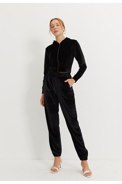 TUBİA Women's Black Velvet Suit