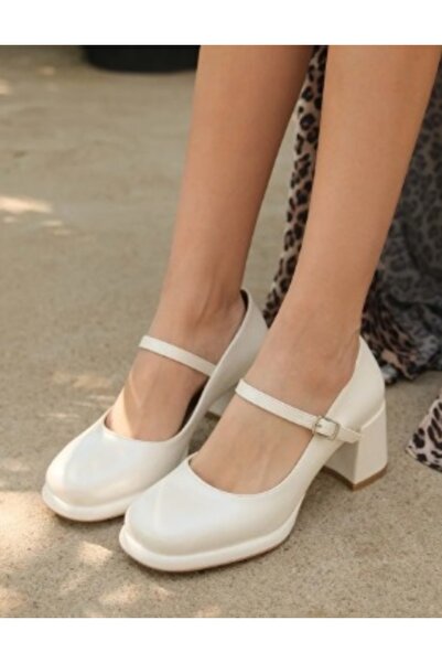 Park Moda PM559 K100 Kalın Topuk Platform Kemerli Rugan Şık Ayakkabı