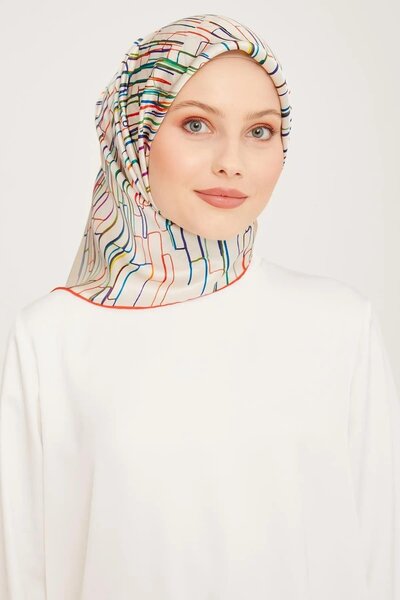 Armine Шовкова хустка з твілу серії Nostalgia 9027-32NT