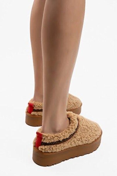 Shupe Kadın Taba Kuzu Peluş İçi Kürklü Işlemeli Kışlık Mini Terlik Bot & Bootie