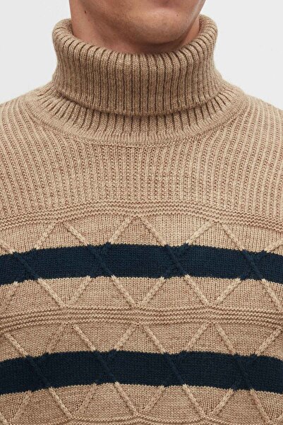 D'S Damat Ds Damat Regular Fit Camel Çizgili Tüylenme Yapmayan Tam Balıkçı Yaka Triko Kazak