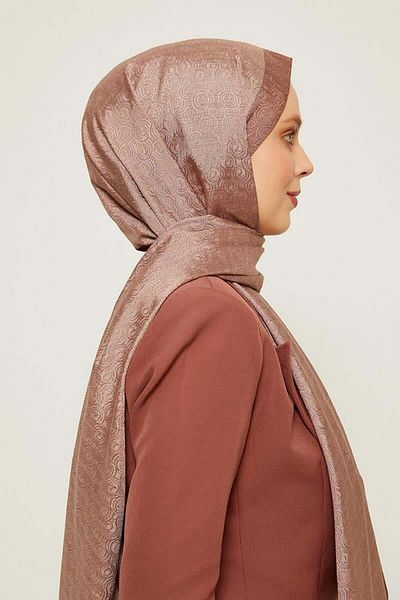 Levidor Ring Patterned Monogram Shawl