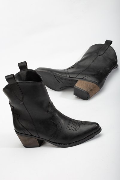 geeta Women's Black Heeled Western Cowboy Boots