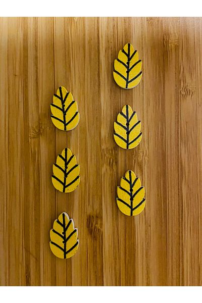 Kartopu Leaf Shaped Patterned Painting Wooden Button Narrow Hole. 13 X 20 Mm. Pack of 6. Yellow.
