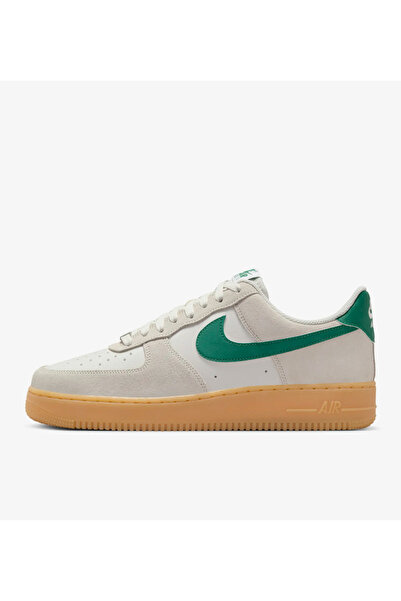 Nike Air Force 1 '07 LV8
