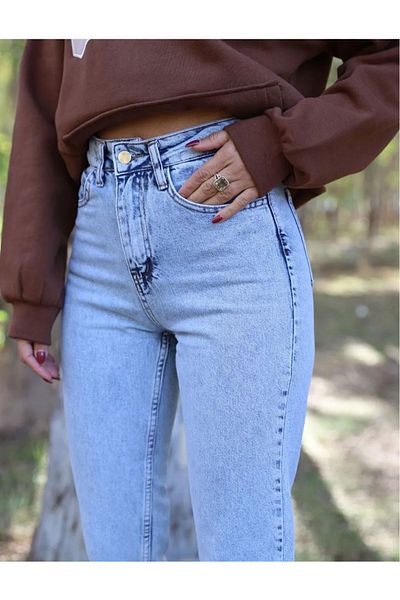 SHEVEGA Ice Blue Boyfriend Ice Snow Wash Mom Jean Jeans