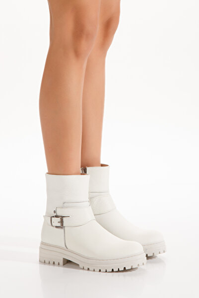 elvinshoes Lola Hakiki Deri Kadın Bej Fermuarlı Kemer Detay Bot