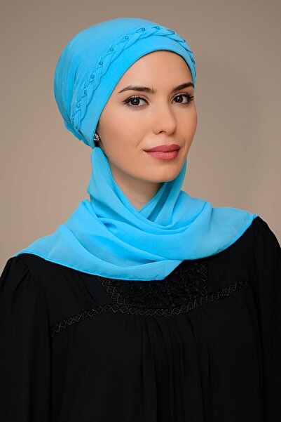 HÜRREMBONE SARAYDAN GELEN GÜZELLİK حجاب جاهز عملي باللون الأزرق الفاتح مع قما...