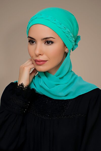 HÜRREMBONE SARAYDAN GELEN GÜZELLİK حجاب عملي جاهز للارتداء بلون أخضر مائي، قم...