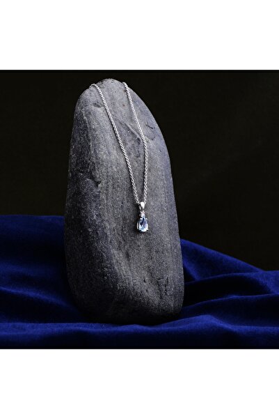 Keops Pırlanta Pırlanta Damla Blue Topaz LEA Kolye
