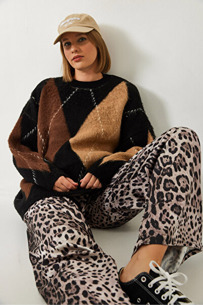 Bianco Lucci Women's Diamond Patterned Oversize Knitwear Sweater 60351284