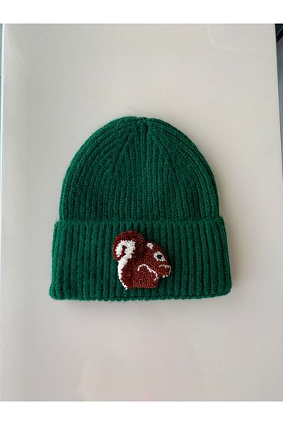 byebruketenci Green Woolen Cap - Squirrel Punch Detailed New Year's Day Hat