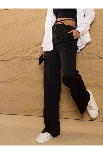 Sassafras By Styli Tie-Up Waistband Comfort Fit Pants