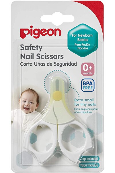Pigeon مقص أظافر آمن مع غطاء لأظافر الطفل الناعمة خالي من مادة BPA، أبيض
