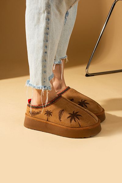 Ege's Shoes Women's Tan Floral Suede Sabo Hairy Inside Comfortable Sole Home Outdoor Slippers