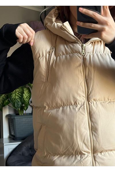 Qenz Beige Color Hooded 3-Pocket Vest