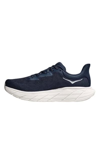 hoka ARAHI 7