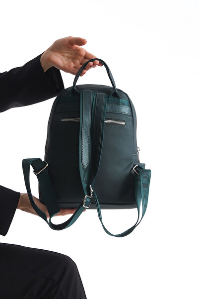 Just Polo Women's Casual Zippered Backpack with Pockets