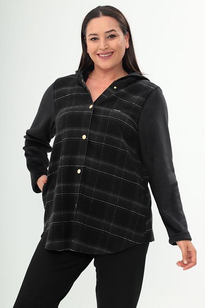 Metpoint Trend42Plus Plaid Pattern Black Coat with Snap Button Pocket Detail