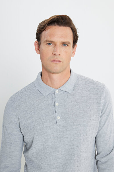 ALTINYILDIZ CLASSICS Pánsky sivý žakárový pletený sveter štandardného strihu štandardného strihu Polo s výstrihom