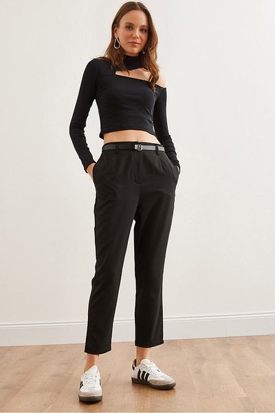 Olalook Women's Black Polyviscose Trousers with Carrot Belt and Pockets - Pnt- 19000306