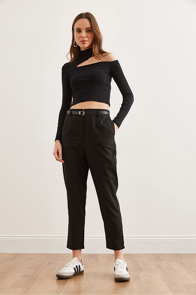 Olalook Women's Black Polyviscose Trousers with Carrot Belt and Pockets - Pnt- 19000306