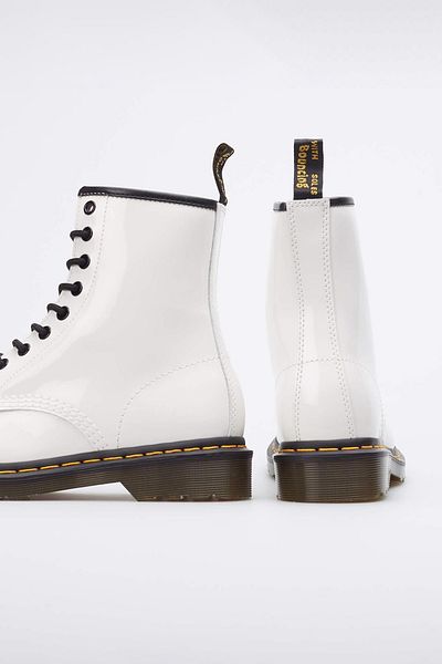 Dr. Martens 1460 W WEISSE PATENTLAMPE
