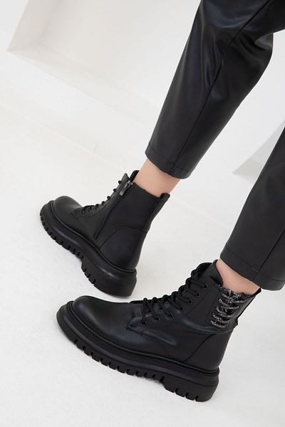 SOHO Dámské černé kozačky - model Bootie 2006