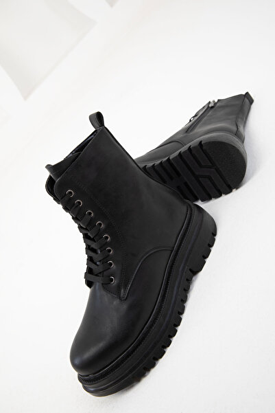 SOHO Dámské černé kozačky - model Bootie 20054