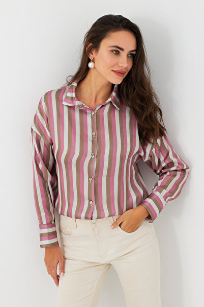 Cool & Modest Kadın Ekru-Fuşya Desenli Saten Gömlek MSHR500